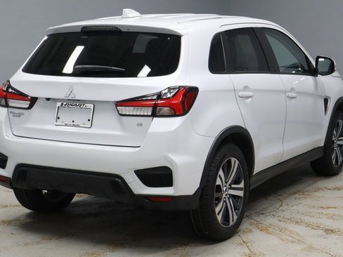 Used 2024 Mitsubishi Outlander Sport SE image 10