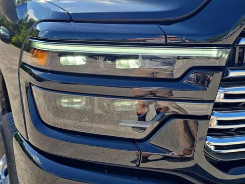 New 2026 RAM 3500 Laramie AWD/4WD image 8
