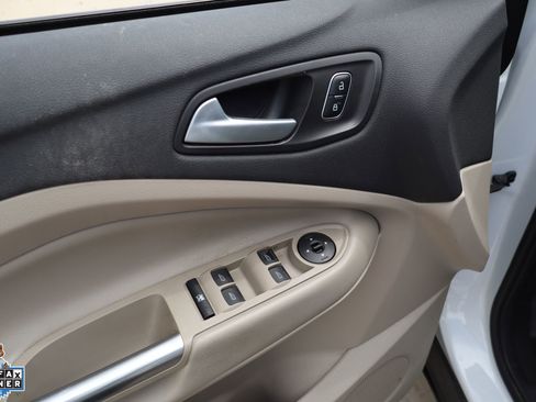 Used 2017 Ford Escape SE FWD image 13