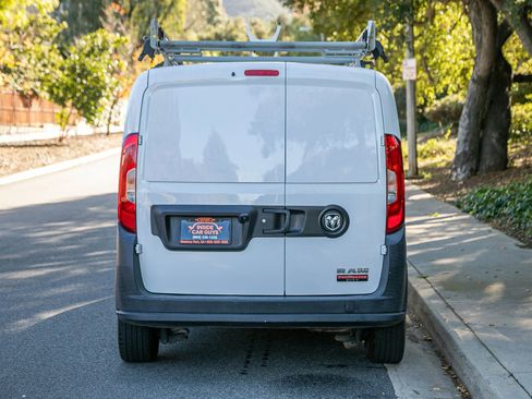 Used 2021 RAM ProMaster City Tradesman image 5