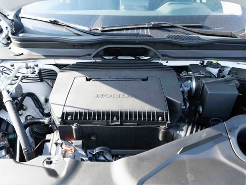 New 2025 Honda Pilot Touring image 32