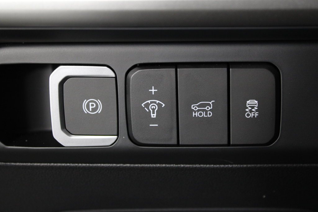 Used 2026 Hyundai Santa Fe SEL FWD image 25