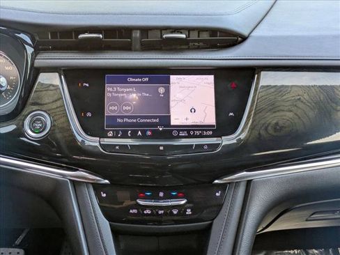 Used 2020 Cadillac XT6 Premium Luxury image 14