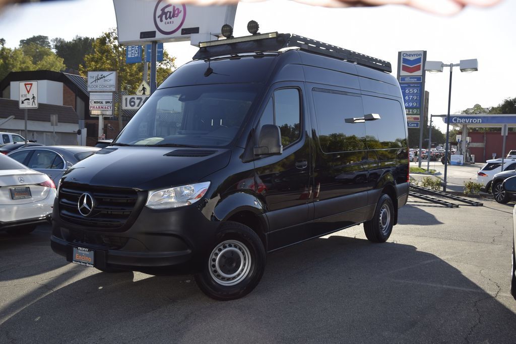 Used 2019 Mercedes-Benz Sprinter 2500 image 2