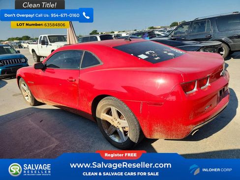 Used 2010 Chevrolet Camaro LT RWD image 3