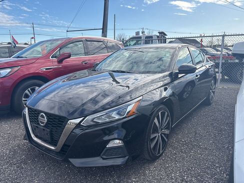Used 2020 Nissan Altima 2.5 SR FWD image 3