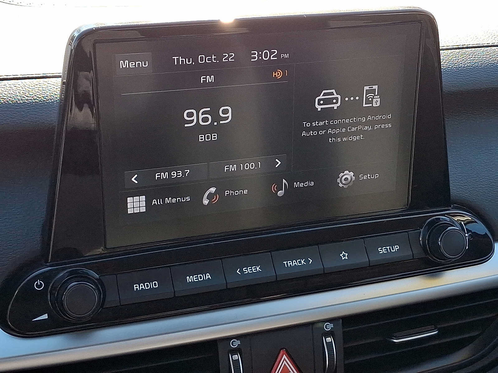 Used 2023 Kia Forte LXS w/ LXS Technology Package FWD image 17