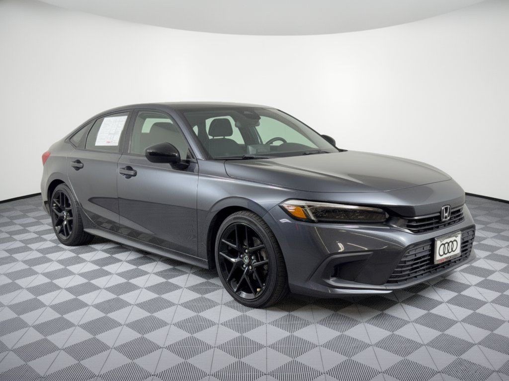 Used 2023 Honda Civic Sport image 7