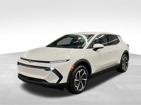 New 2026 Chevrolet Equinox EV LT image 5