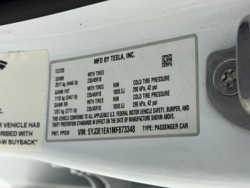 Used 2021 Tesla Model 3 Standard Range Plus image 22