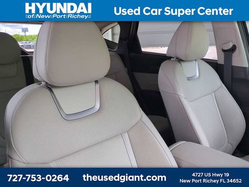 Used 2026 Hyundai Tucson Limited FWD image 6