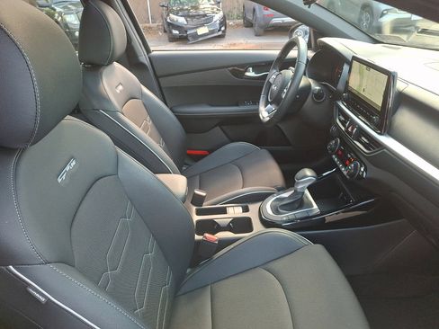 Used 2023 Kia Forte GT-Line w/ GT-Line Premium Package image 13