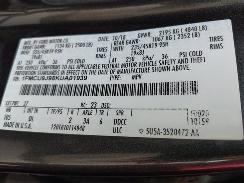 Used 2019 Ford Escape Titanium AWD/4WD image 33