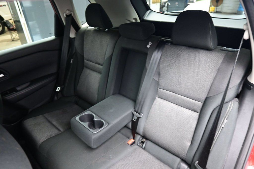 Used 2025 Nissan Rogue SV AWD/4WD image 18