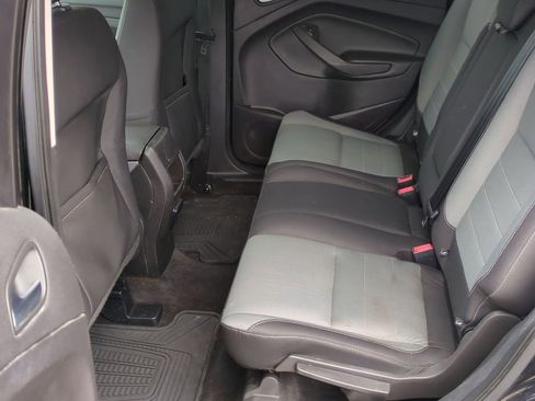 Used 2016 Ford Escape SE w/ SE Cold Weather Package image 18