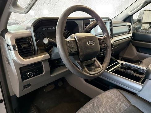 Used 2024 Ford F450 XLT w/ FX4 Off-Road Package image 8