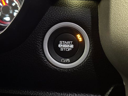 Used 2020 RAM 1500 Laramie image 20