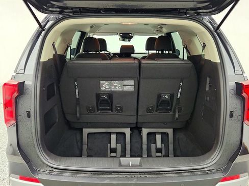 Used 2026 Kia Carnival FWD image 21