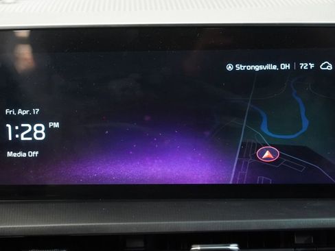 Used 2024 Kia Telluride S w/ S Sunroof Package image 22