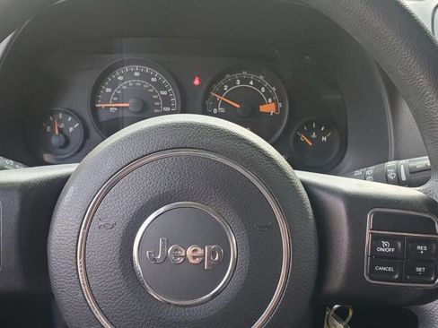 Used 2014 Jeep Patriot Sport w/ Power Value Group image 27