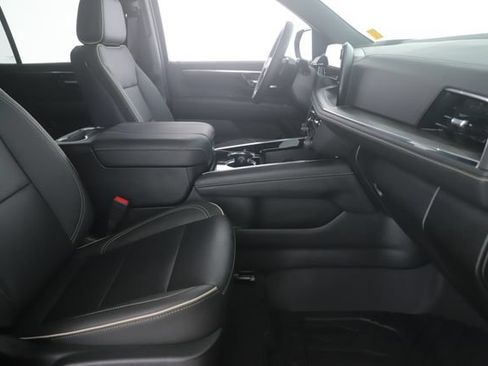 Used 2026 Chevrolet Tahoe Premier w/ Sun And Tow Package AWD/4WD image 36