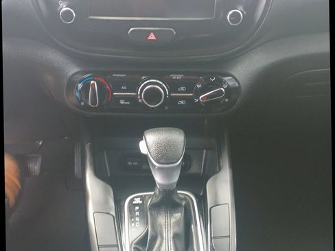 Used 2024 Kia Soul LX w/ Option Group 015 FWD image 22