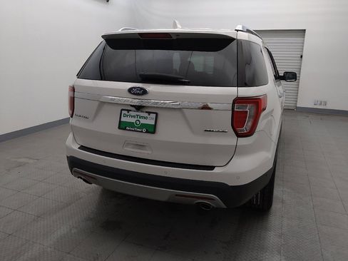 Used 2016 Ford Explorer Limited w/ Equipment Group 301A image 7