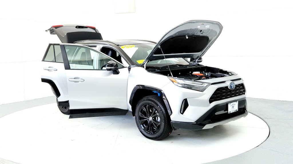 Certified 2024 Toyota RAV4 XSE w/ Advanced Technology Package AWD/4WD image 12