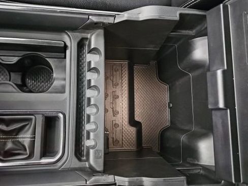 Used 2022 RAM 1500 Laramie image 29