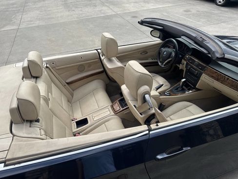 Used 2008 BMW 335i Convertible w/ Premium Pkg image 13