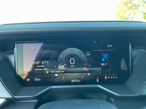 Used 2025 GMC Acadia Elevation image 21