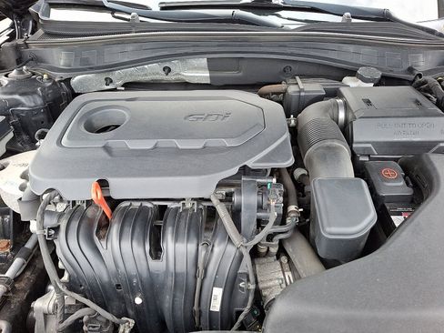 Used 2020 Kia Optima LX image 29