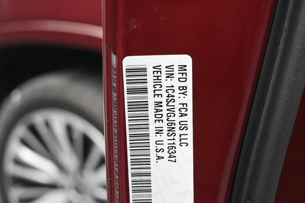 Used 2022 Jeep Grand Wagoneer Series III AWD/4WD image 17