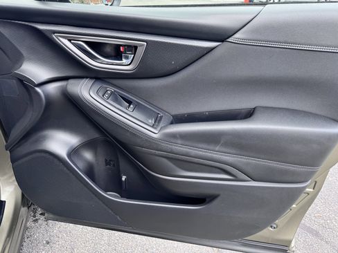 Used 2023 Subaru Forester Premium image 14