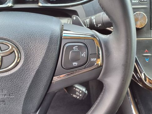 Used 2013 Toyota Avalon XLE Touring FWD image 31