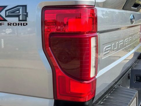 Used 2020 Ford F250 Lariat w/ Lariat Ultimate Package AWD/4WD image 14