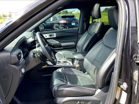 Used 2022 Ford Explorer ST w/ Equipment Group 401A AWD/4WD image 9