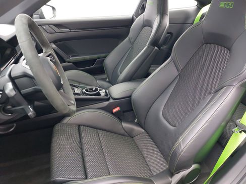 Used 2024 Porsche 911 Carrera T image 15