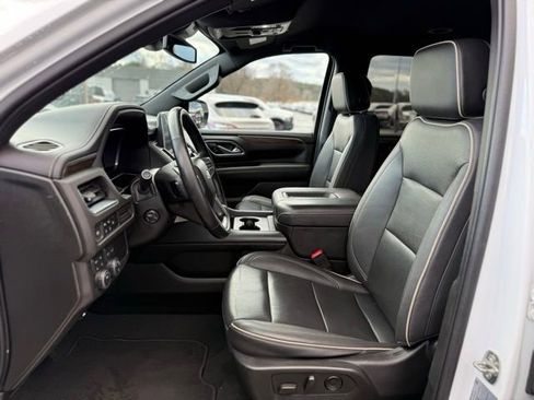 Used 2023 Chevrolet Tahoe Premier image 2
