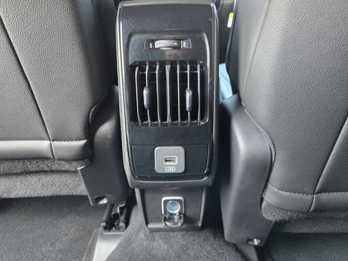 Used 2025 Jeep Compass Latitude image 27