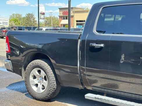Used 2019 RAM 1500 Big Horn AWD/4WD image 3