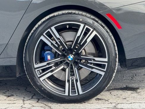 Used 2023 BMW 760i xDrive image 4