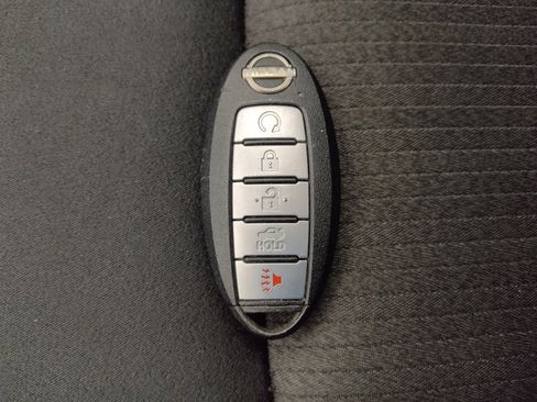 Used 2025 Nissan Altima 2.5 SV FWD image 32