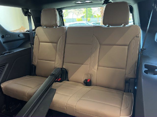 Used 2021 Chevrolet Tahoe Premier w/ Premium Package AWD/4WD image 33