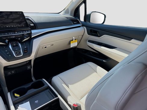 New 2026 Honda Odyssey EX-L image 18