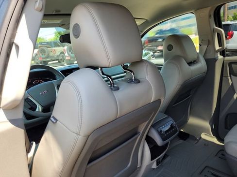 Used 2015 GMC Acadia SLT FWD image 22