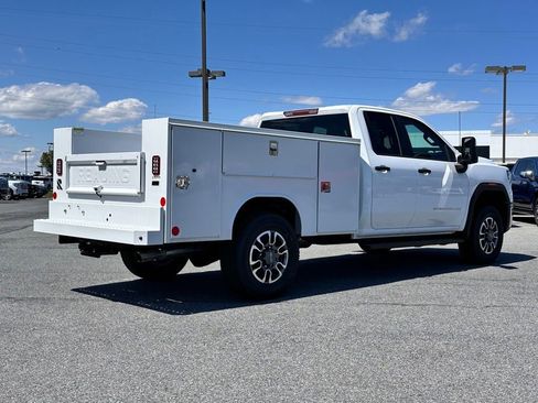 New 2026 GMC Sierra 3500 Pro w/ Convenience Package AWD/4WD image 9