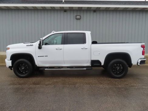 Used 2022 Chevrolet Silverado 2500 High Country AWD/4WD image 8