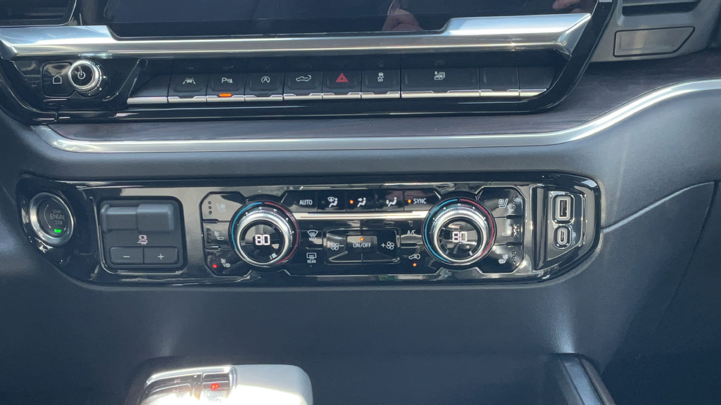 Certified 2026 GMC Sierra 1500 SLT RWD image 49
