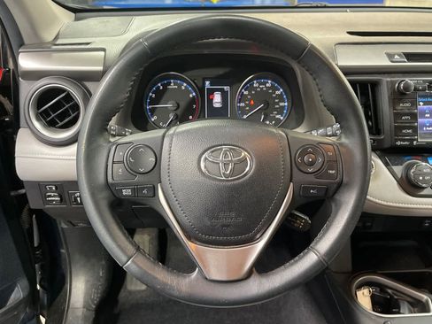 Used 2018 Toyota RAV4 XLE w/ Plus Extra Value Package image 14